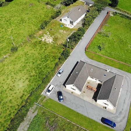 Sally'S Vineyard Buncrana Exterior photo
