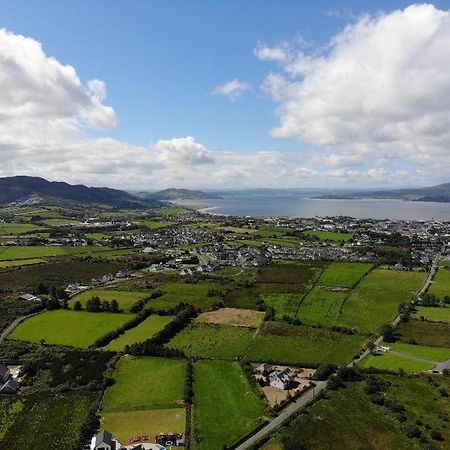 Sally'S Vineyard Buncrana Exterior photo